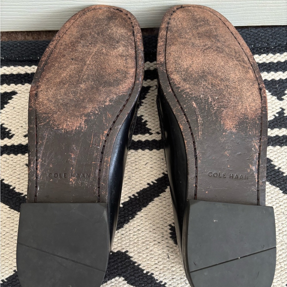 MENS COLE HAAN BLACK PINCH TASSEL LOAFERS HAND SEWN LEATHER IMPORTED INDIA SZ 12 - Picture 9 of 15